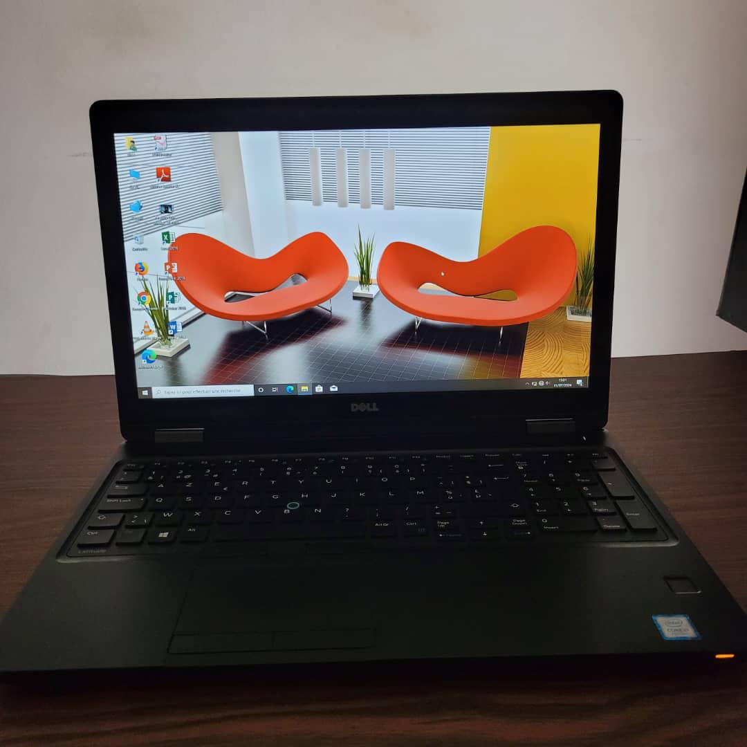 *DELL LATITUDE 5580* *7ème génération* Corei7 Ram 8GIGA SSD 256giga