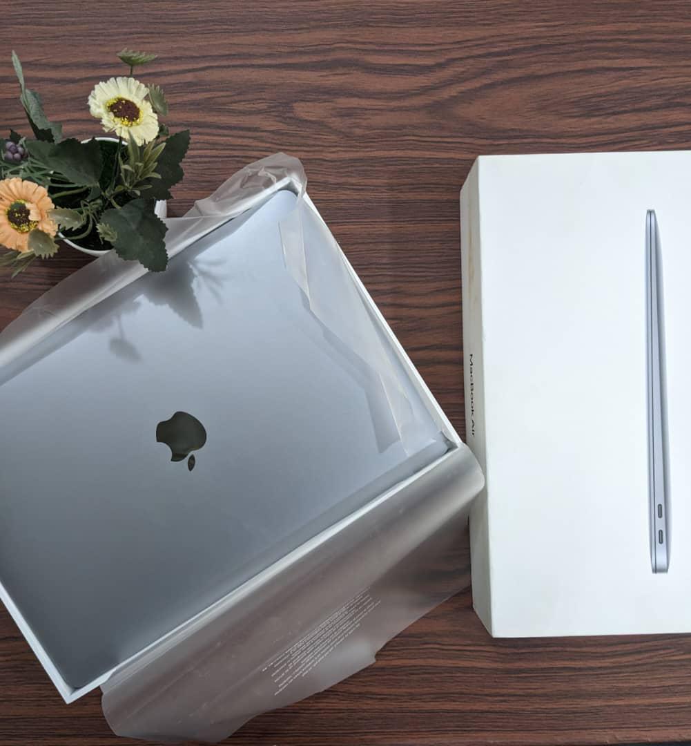 *MACBOOK AIR PUCE M1*NEUF EN CARTON