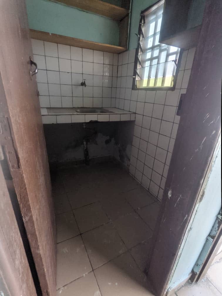 Studio moderne à Mendong.