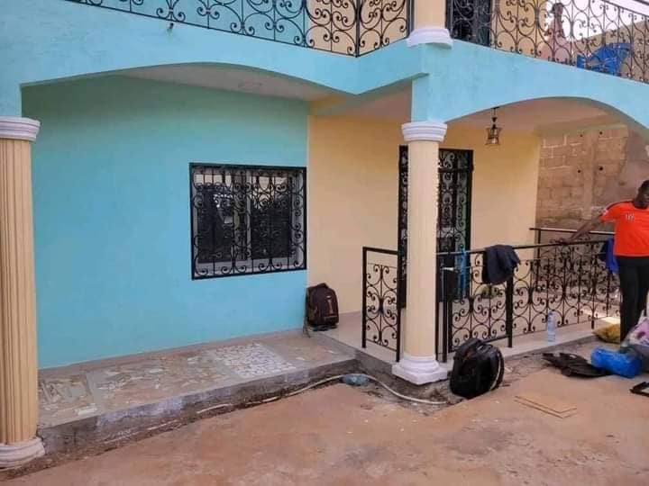 Joli duplex titré à vendre à Ekounou cefta