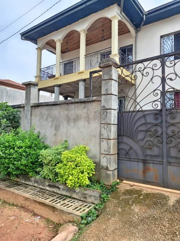 DUPLEX A VENDRE A ODZA