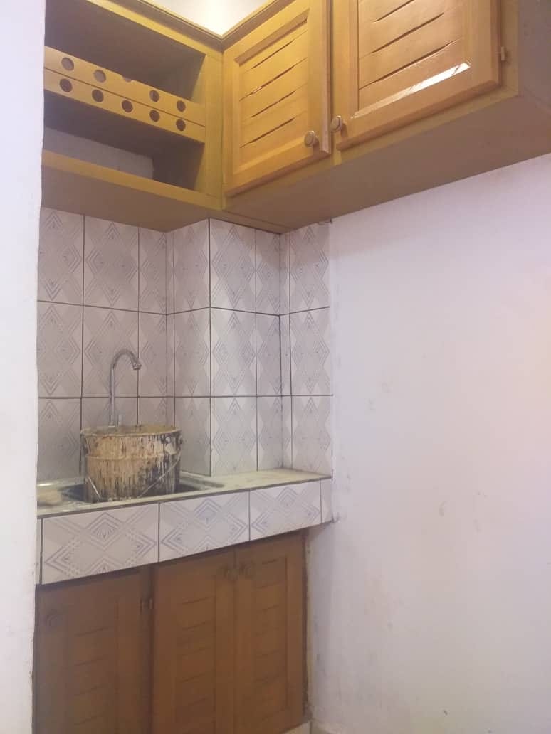 Immeuble de chambres neuves avec parking forage prépayé à Damas