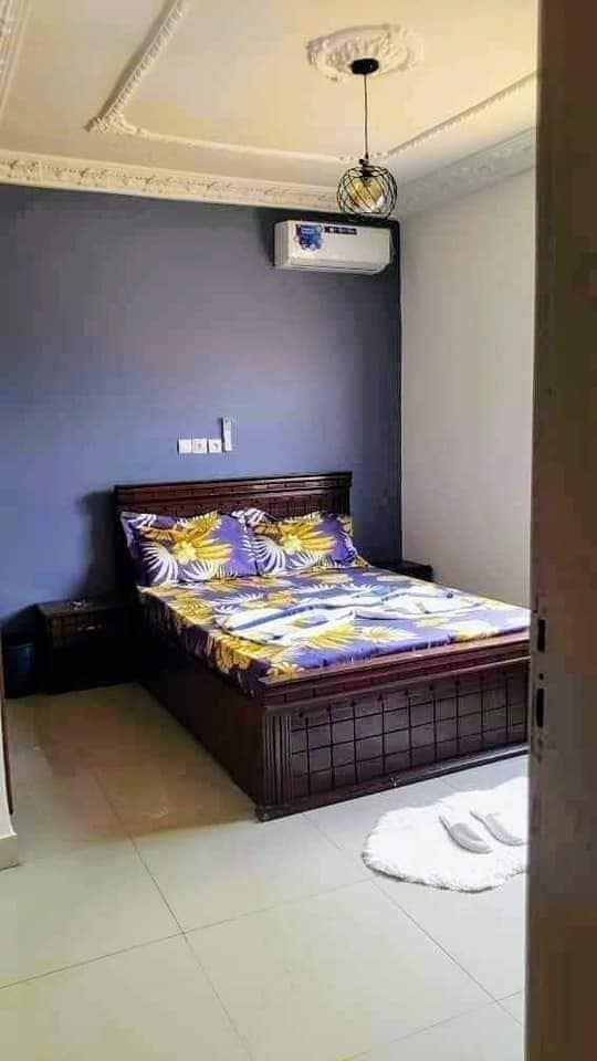 Duplex meublé à Nkoabang.