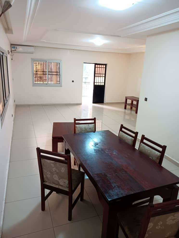 Belle villa avec clim eau chaude parking baignoire à Bastos