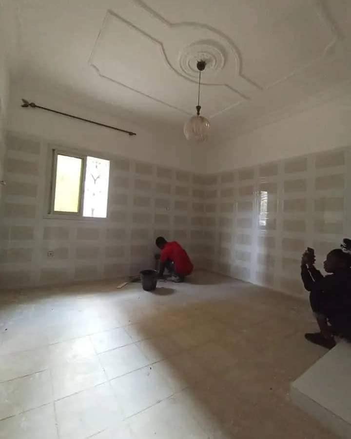 Appartement propre avec eau chaude parking à Santa Barbara.