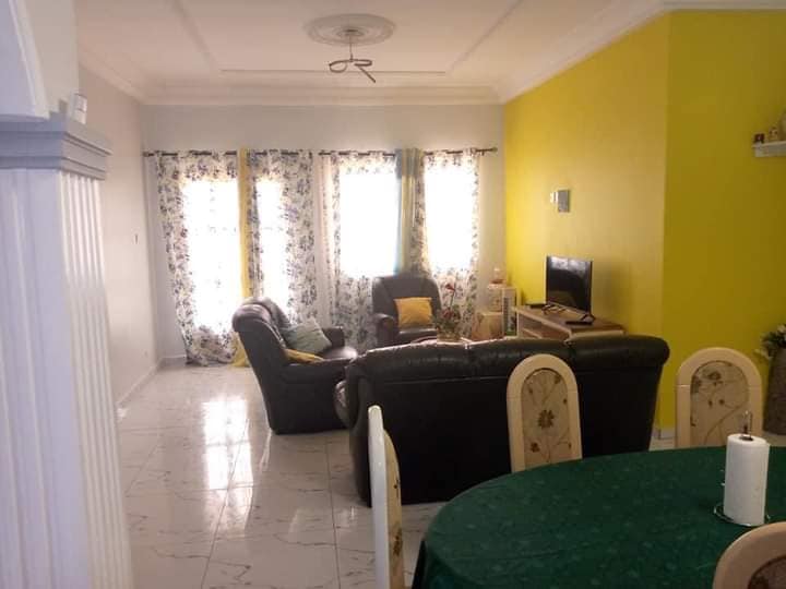 Appartement avec parking forage à Biteng maetur