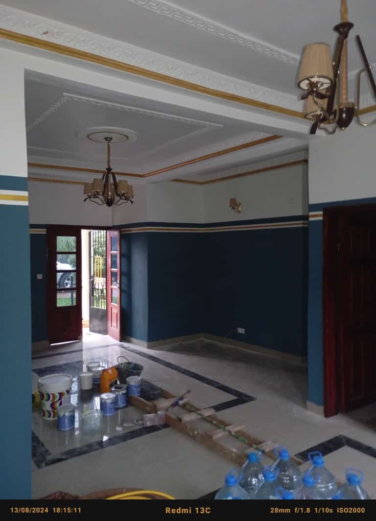 Appartement avec gardien parking forage à Odza Nkolnda