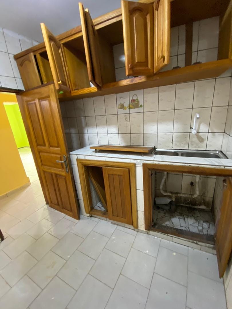 Appartement propre à Obobogo