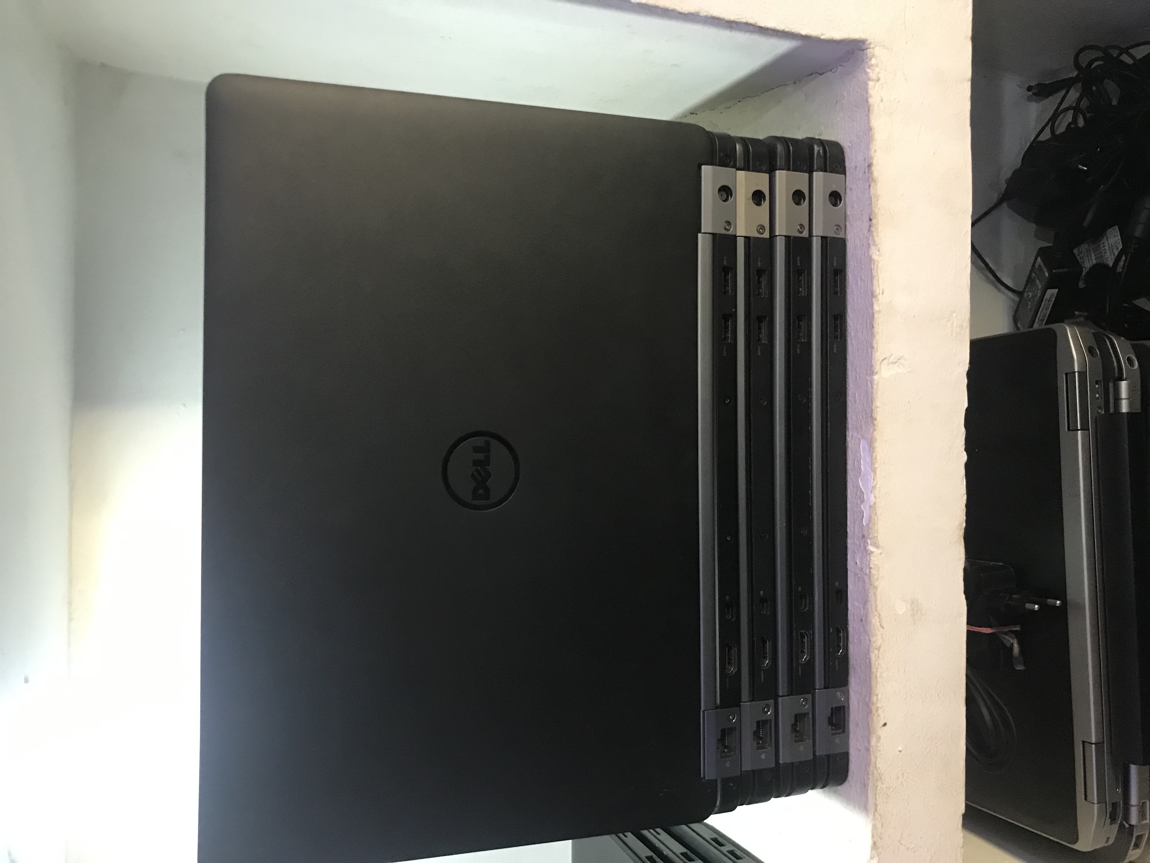 pc DELL latitude 7480 et 7470 corei5 7eme génération et corei7 6eme génération