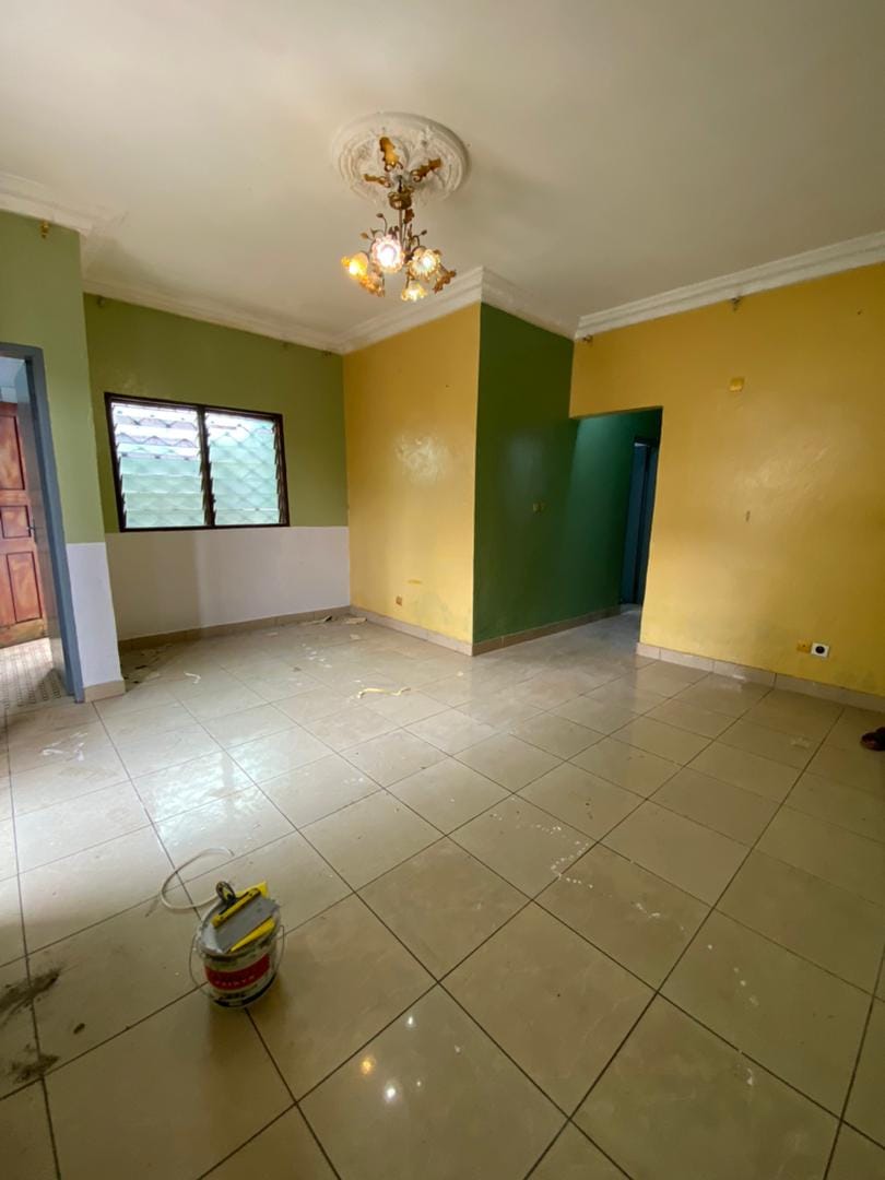 Appartement à louer à Obobogo.