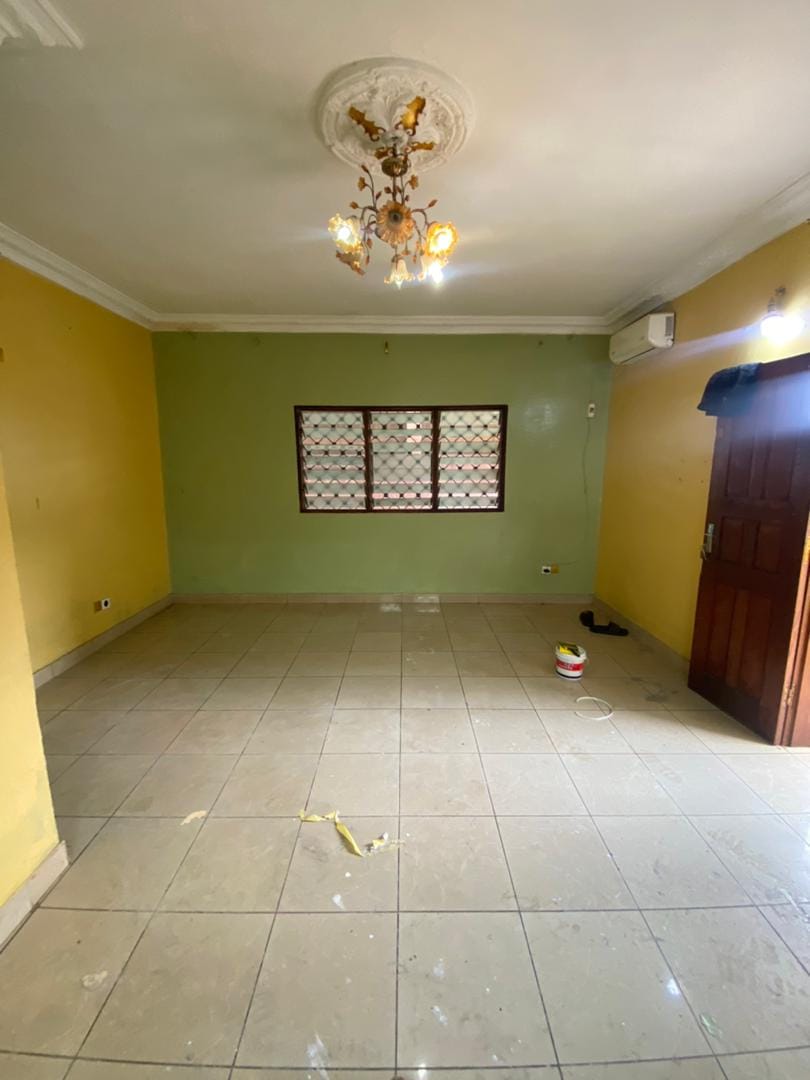 Appartement à louer à Obobogo.