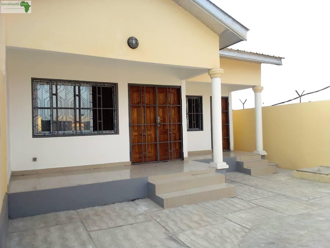 PARCELLE AVEC MAISON