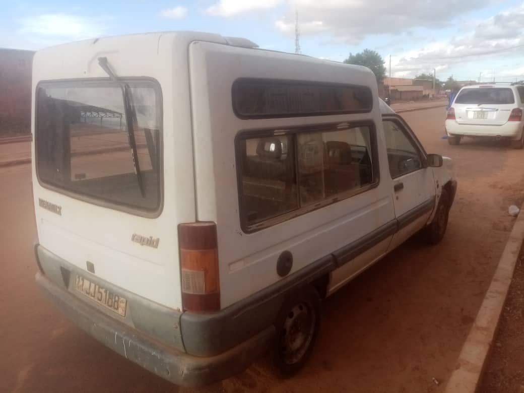 renault rapid renault rapid