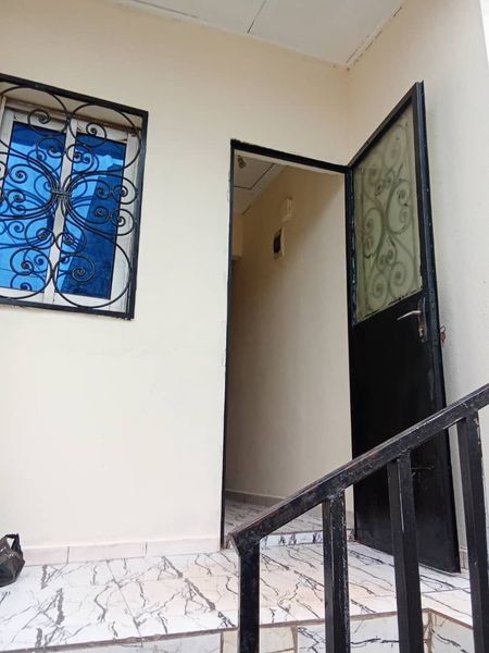 Chambre propre a Nsimeyong