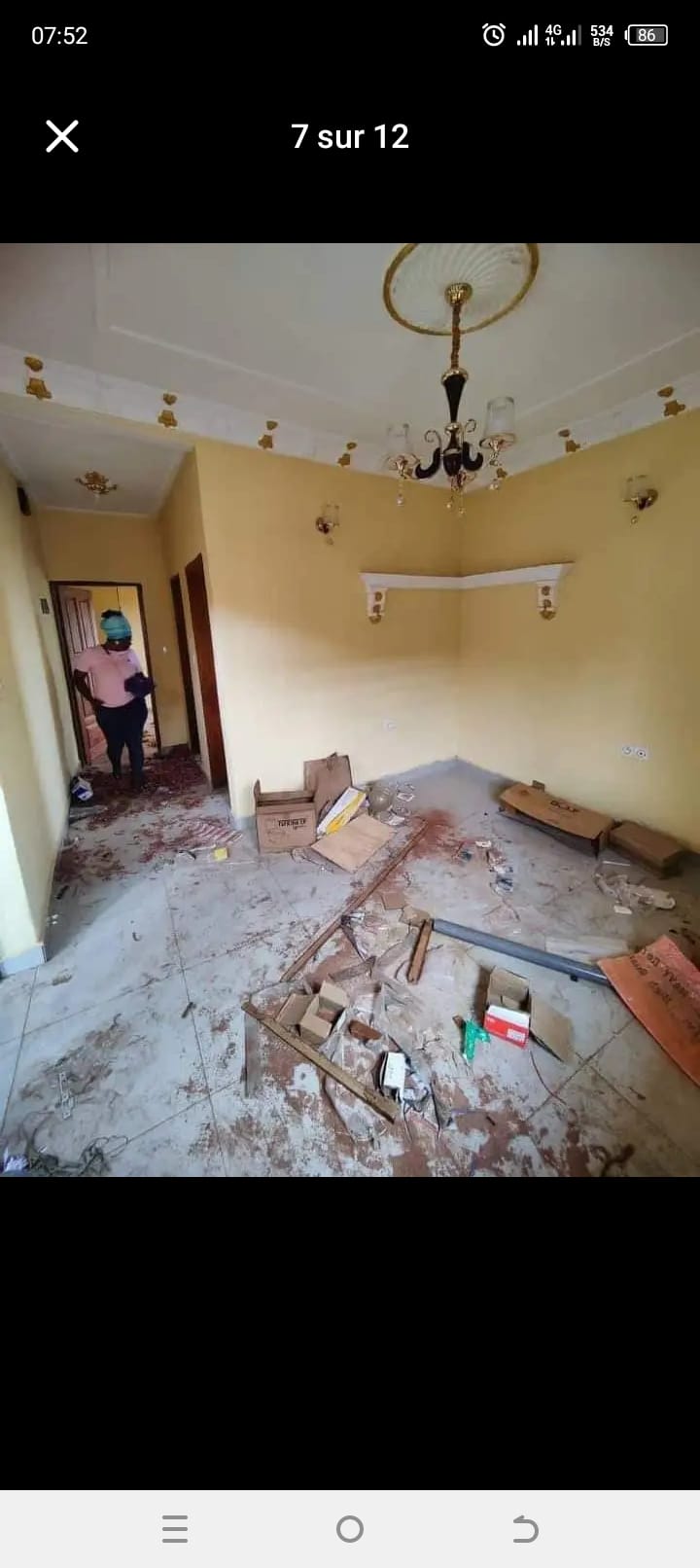 Studio neuf avec parking forage à Nkozoa