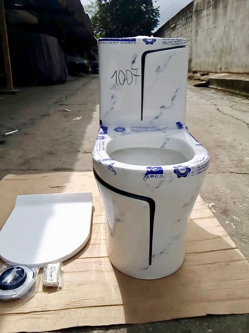 ARRIVAGE ET DESTOCKAGE SANITAIRES LUXES