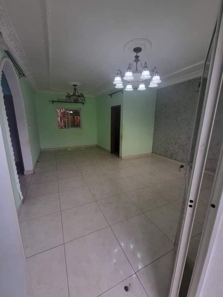 Joli appartement avec clim eau chaude forage parking à Fougerole