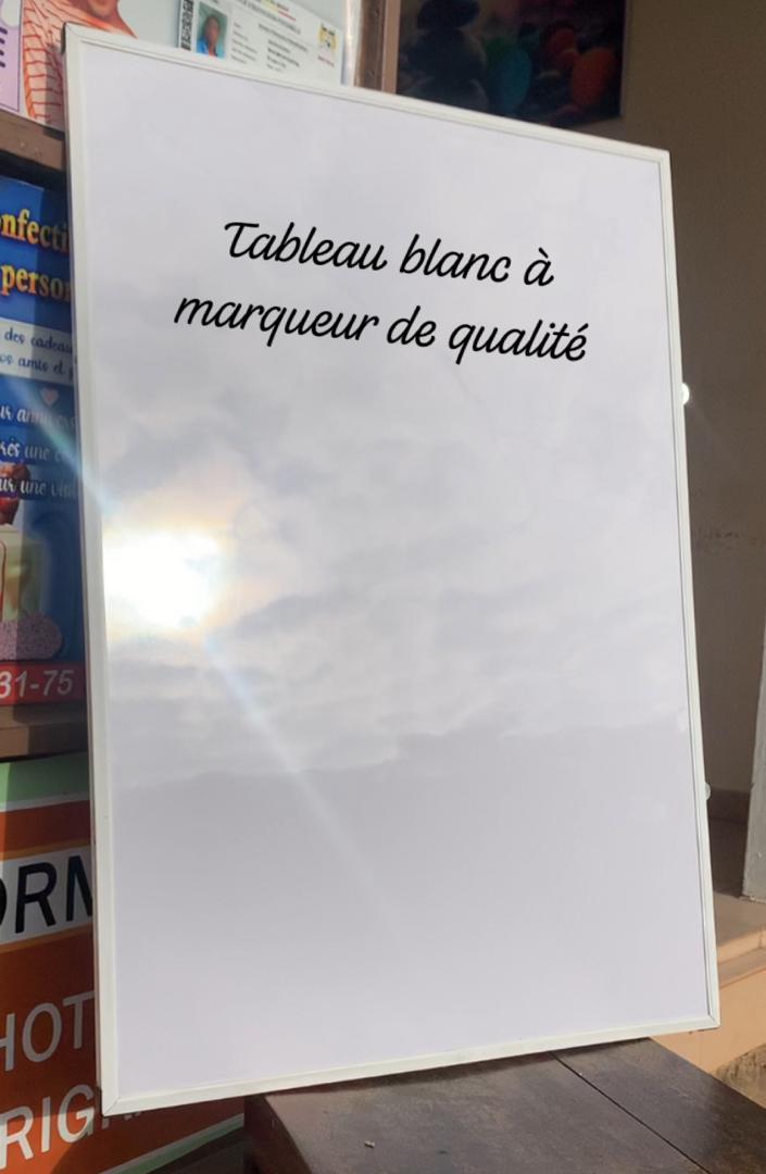 Tableau blanc à marqueur