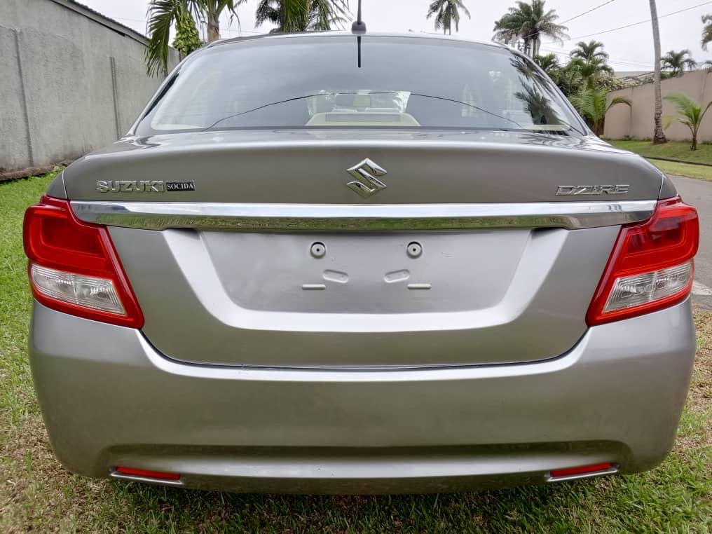 Suzuki DZIRE