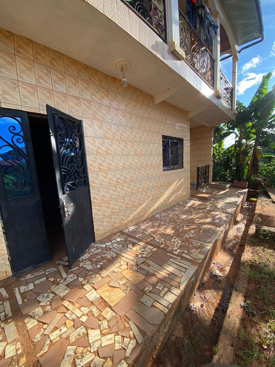 Appartement avec forage à Tsinga village. Appartement avec forage à Tsinga village.