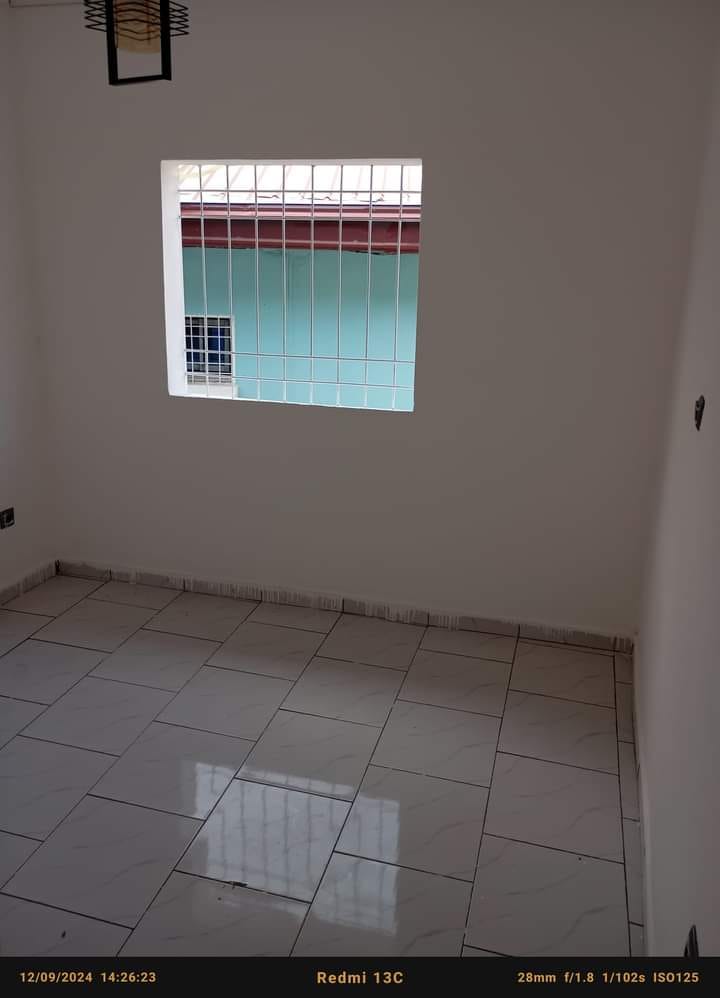 Studio neuf à Odza Happy