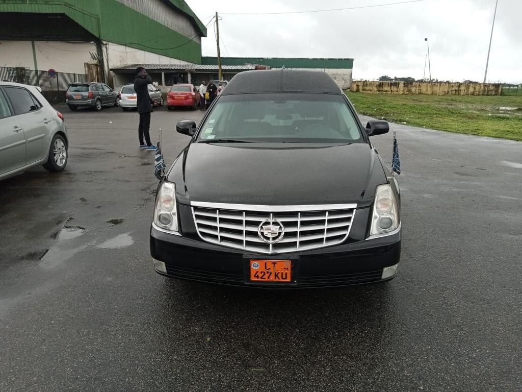 location Corbillard Cadillac Limousine