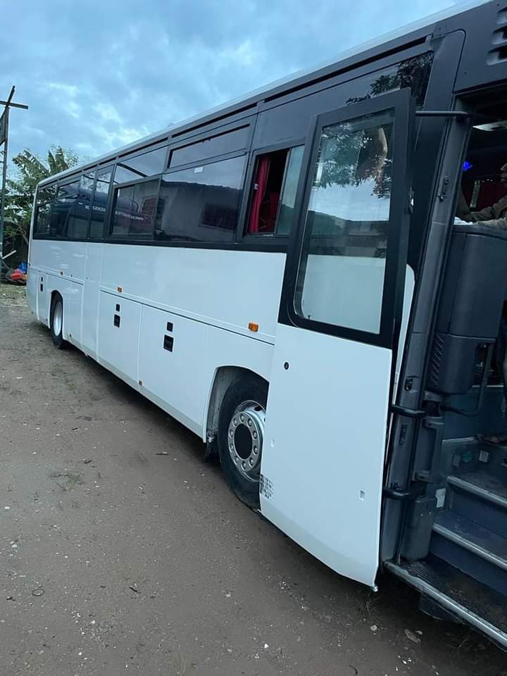 OCATION D'AUTO CAR, MINI BUS, VANNES CLIMATISE ABIDJAN