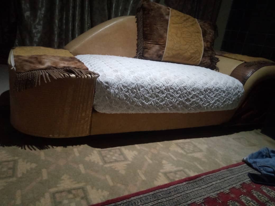 salon 7 place deuxième main