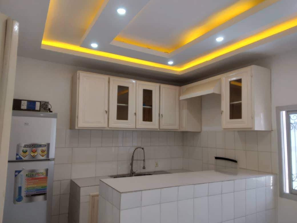 TSINGA VILLAGE MAISON ULTRA MODERNE À_VENDRE bordure goudron