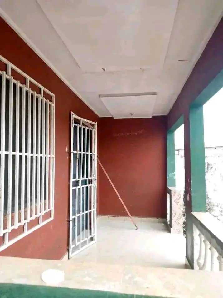 DEMI TERRAIN AVEC MAISON DEMI TERRAIN AVEC MAISON