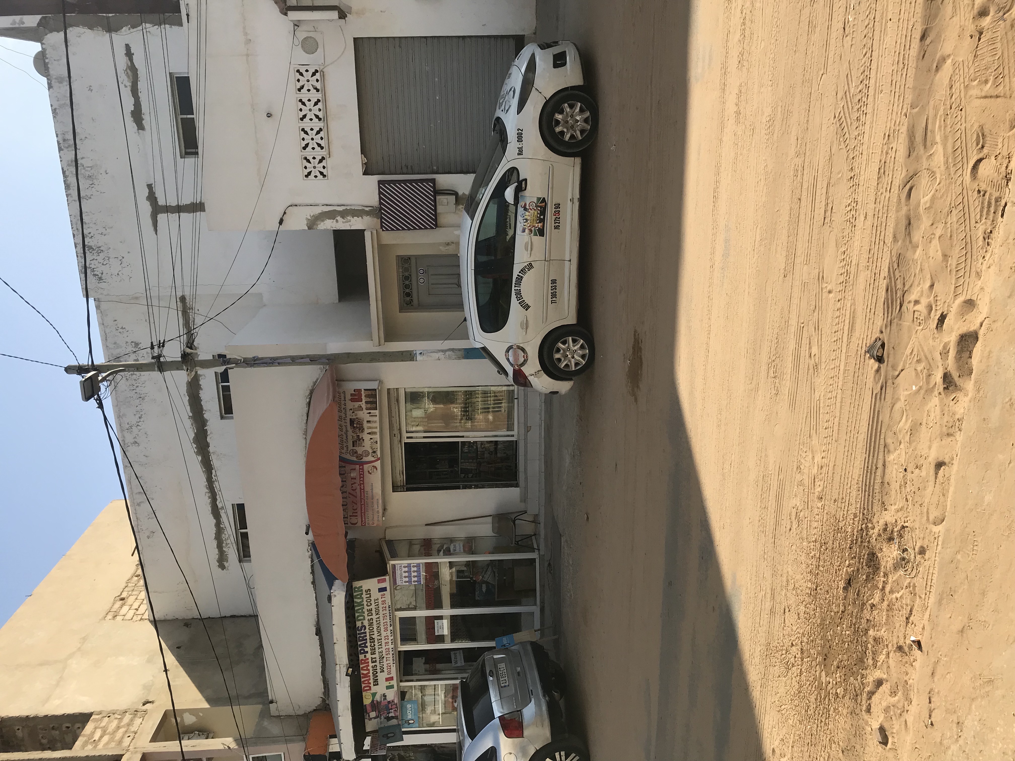 villa à vendre r+1 250m2 à Ouakam cité assemblée