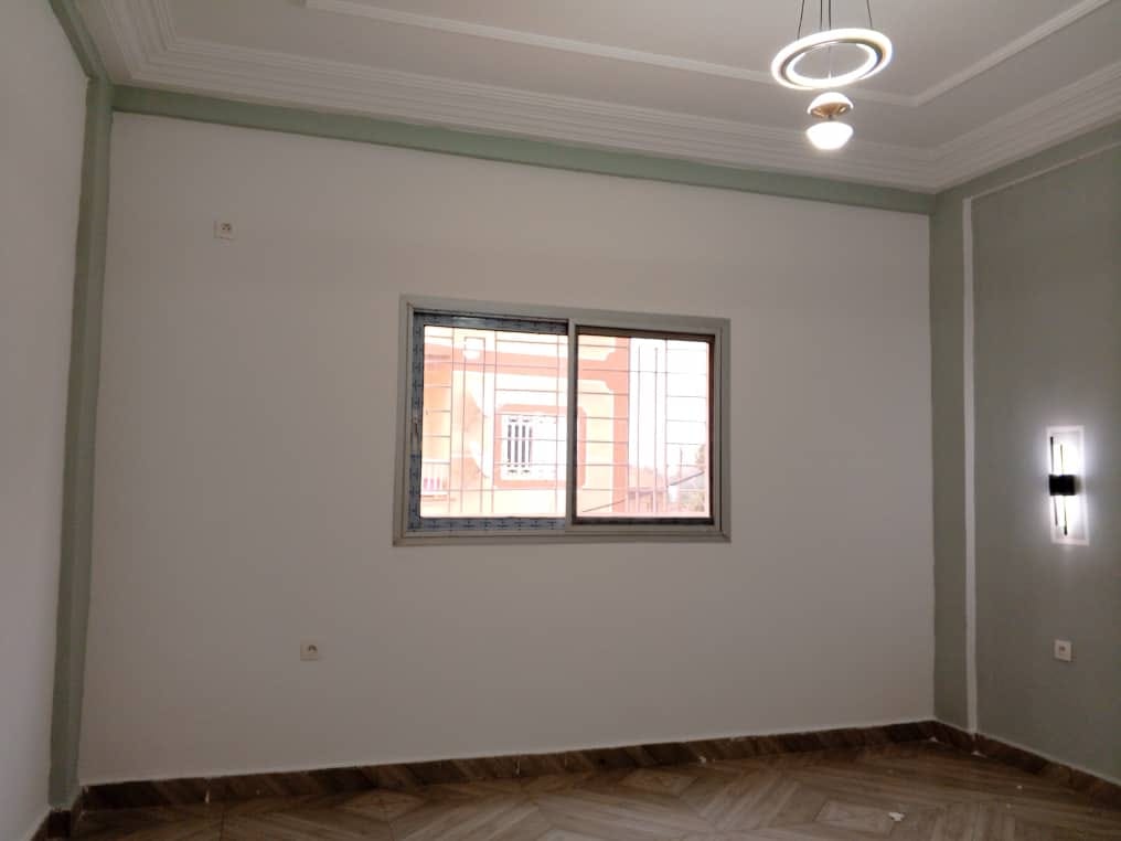 Appartement moderne nouvellement construit. Haut standing à louer à Odza Fecafoot