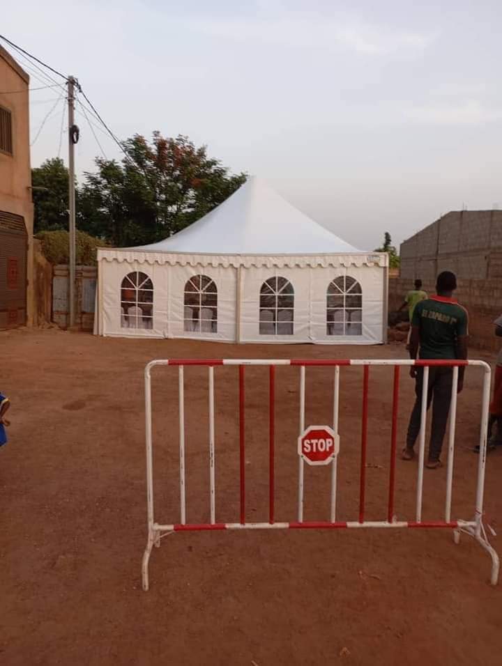 locations des chapiteaux complet de 50 places à 1000 place, pagodes Gardens locations des chapiteaux complet de 50 places à 1000 place, pagodes Gardens