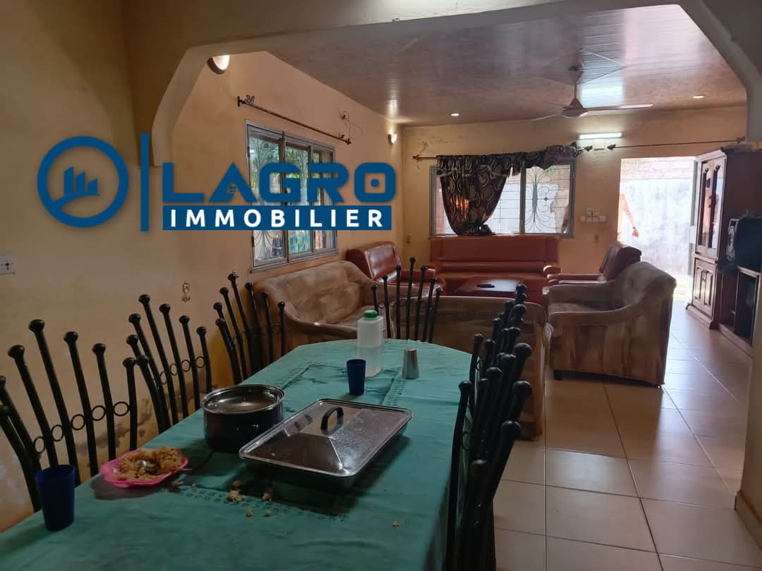 Villa F5 avec PUH en vente à Karpala