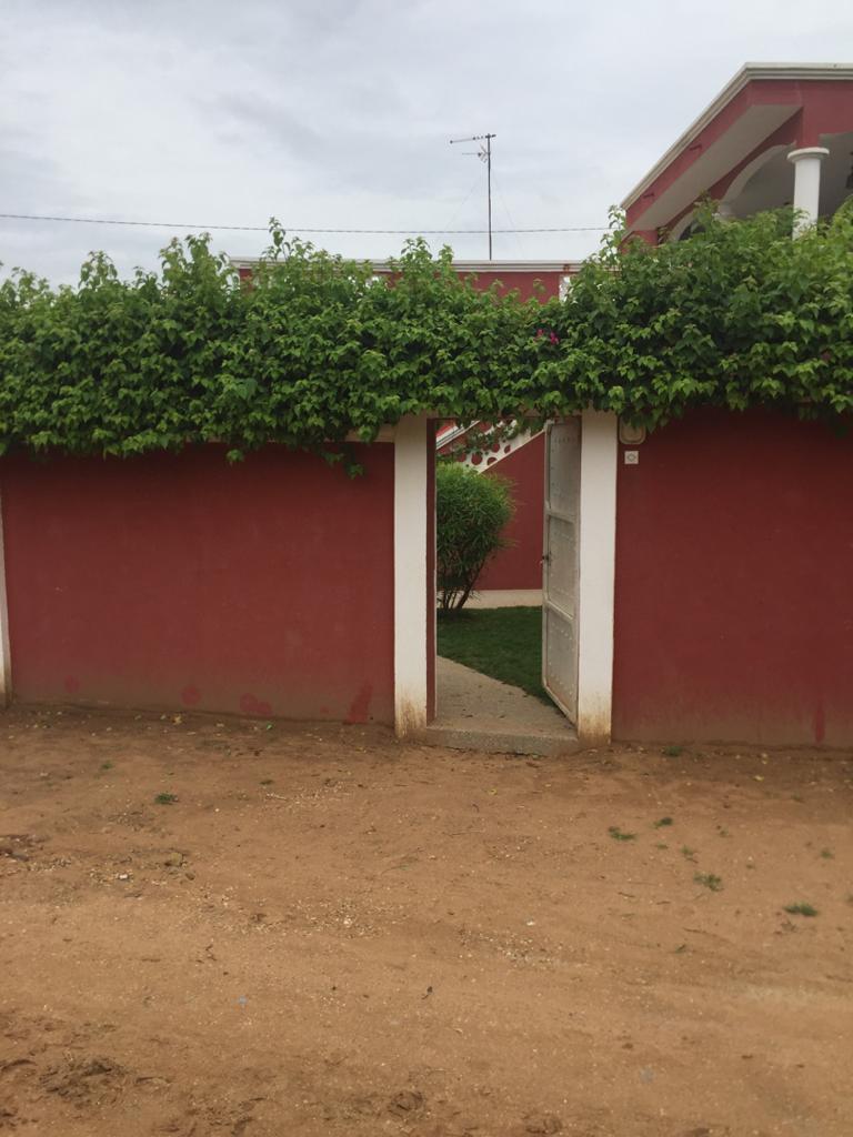 Très belle villa à louer à Gandigal Très belle villa à louer à Gandigal