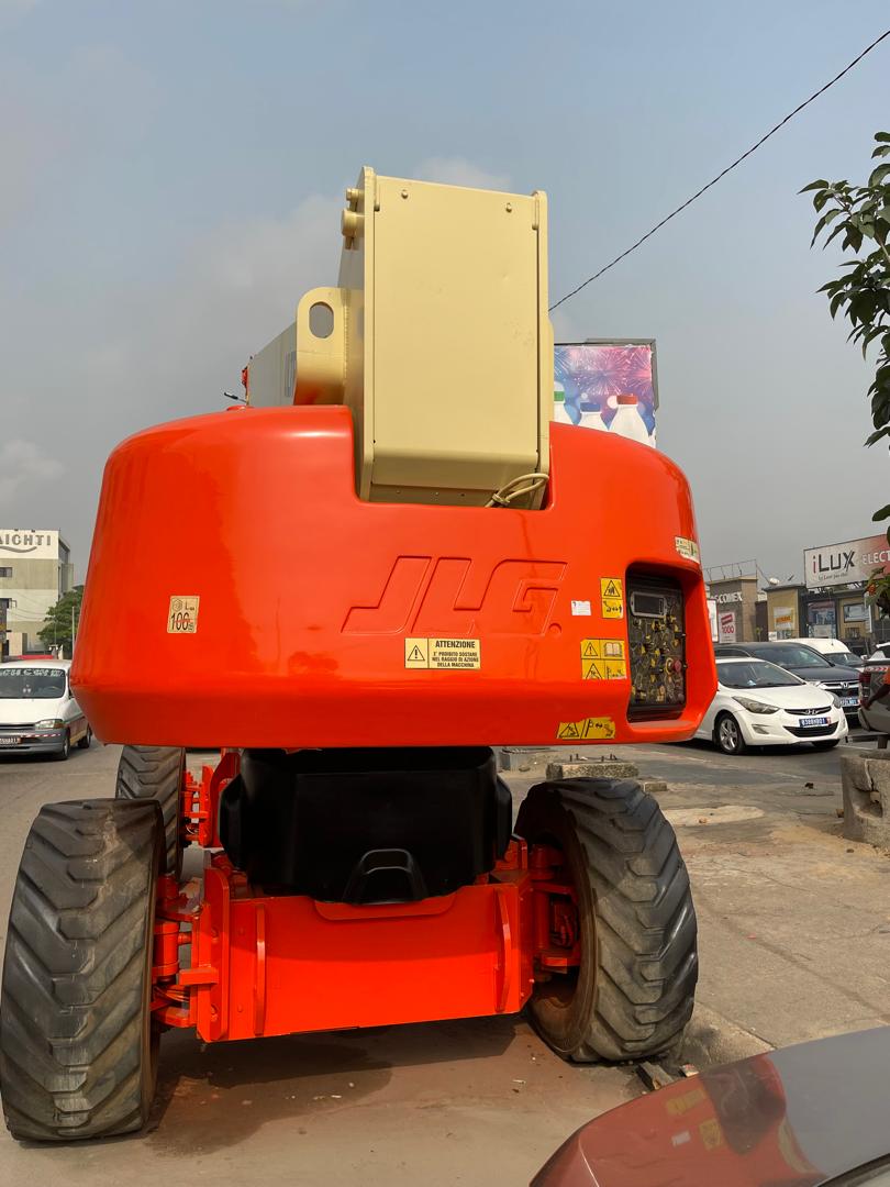 NACELLE ÉLÉVATRICE TÉLESCOPIQUE OCCASION DE 43 MÈTRES À VENDRE