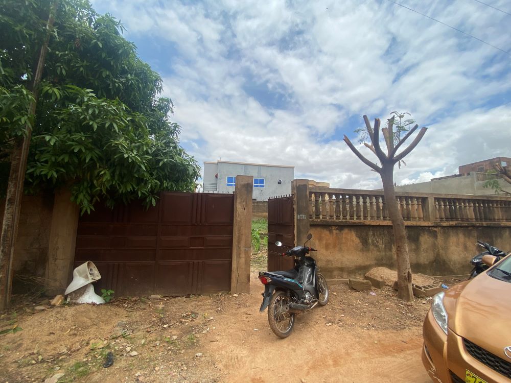 UNE PARCELLE DE 400 M² EN VENTE A OUAGA 2000 ZONE C SUR PERFECTOR IMMOBILIER