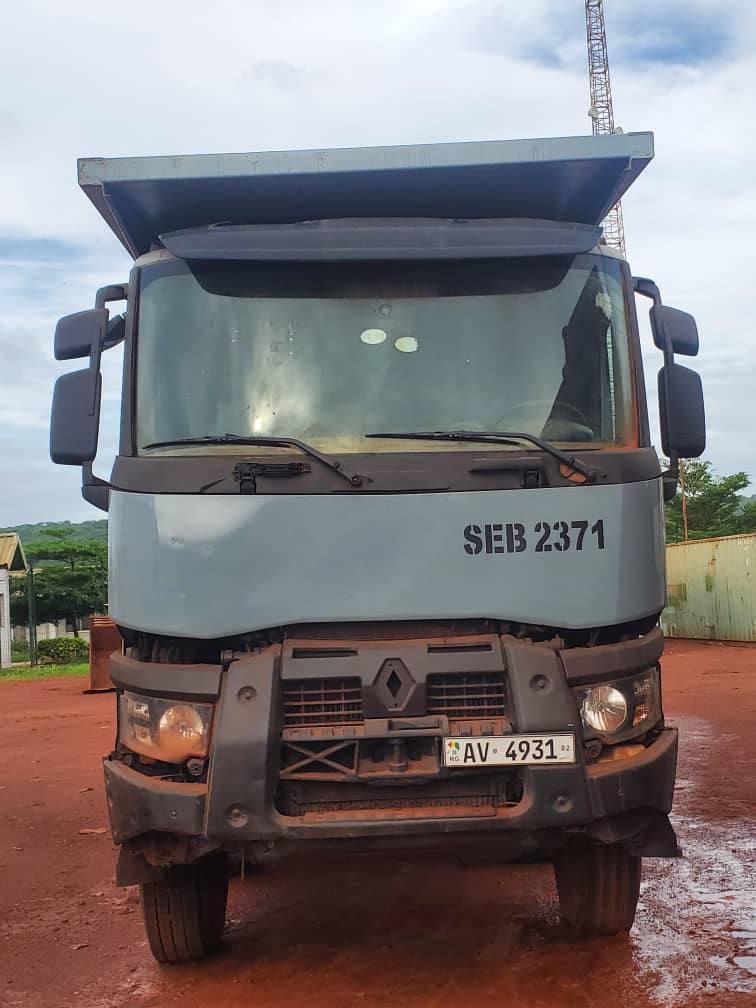 Camion Renault disponible pour la vente Camion Renault disponible pour la vente