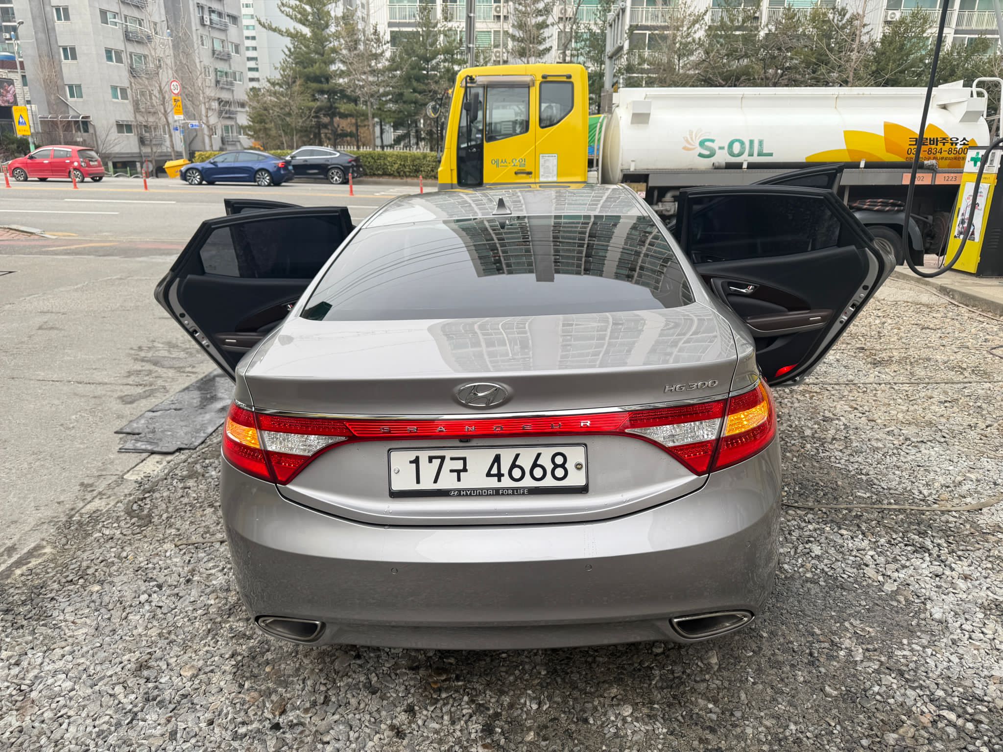 Hyundai Grandeur HG 300 Hyundai Grandeur HG 300