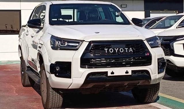 2023 TOYOTA HILUX GR SPORTS KIT BLACK BEAUTY 4X4 2023 TOYOTA HILUX GR SPORTS KIT BLACK BEAUTY 4X4