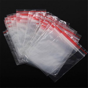 Sachet plastique avec adhésif Sachet plastique avec adhésif