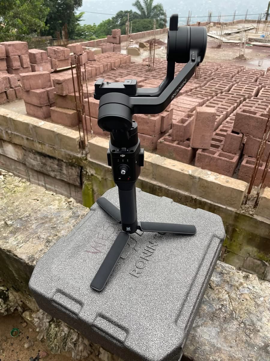 Sony A7 Mark III + 24-105mm f4 Zoom Kit