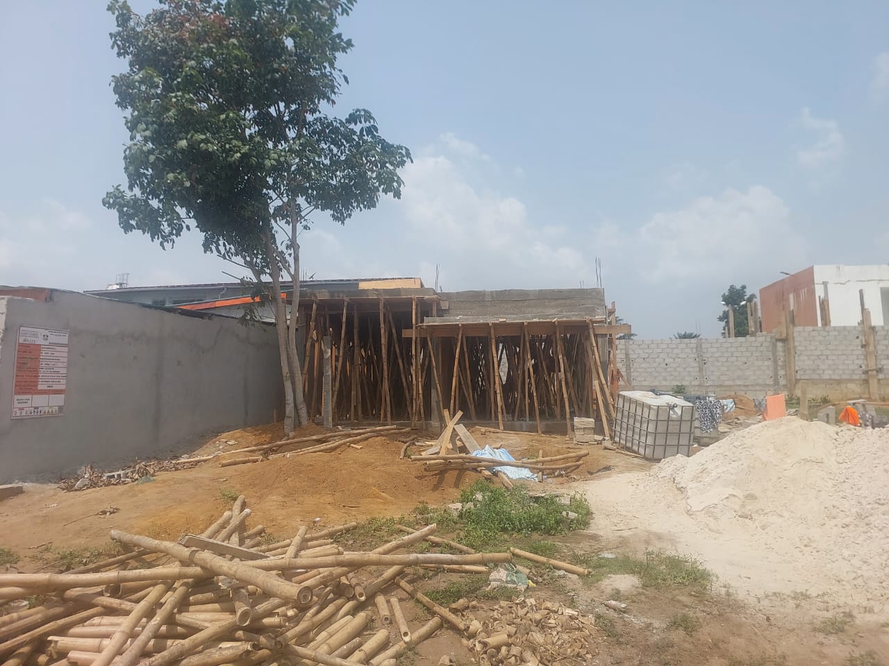 Vente Villas 05 pièces - Yopougon songon institut pasteur