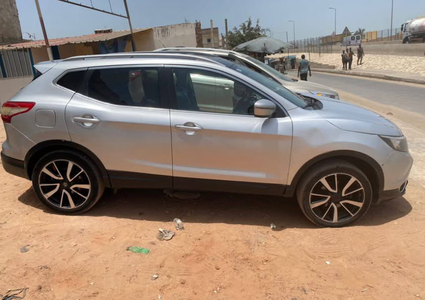 VOITURE QUASQUAI 2016