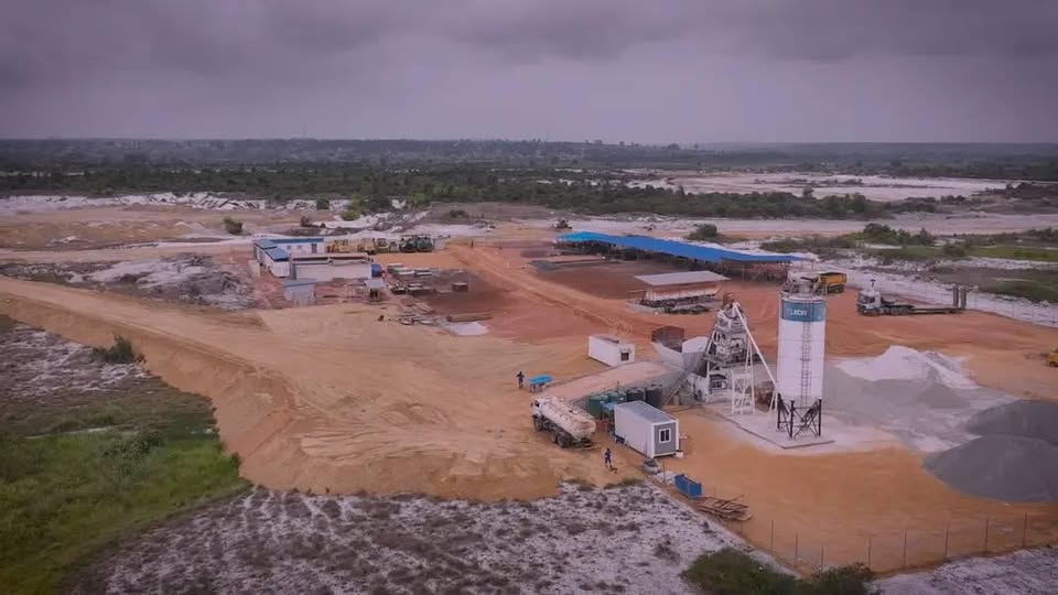 10 PARCELLES A LOANGO 10 PARCELLES A LOANGO