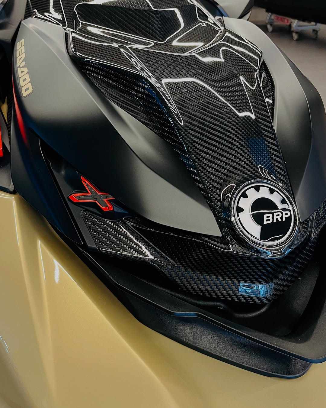 2025 SEA-DOO RXP-X 325 TECH PACKAGE jetski 2025 SEA-DOO RXP-X 325 TECH PACKAGE jetski