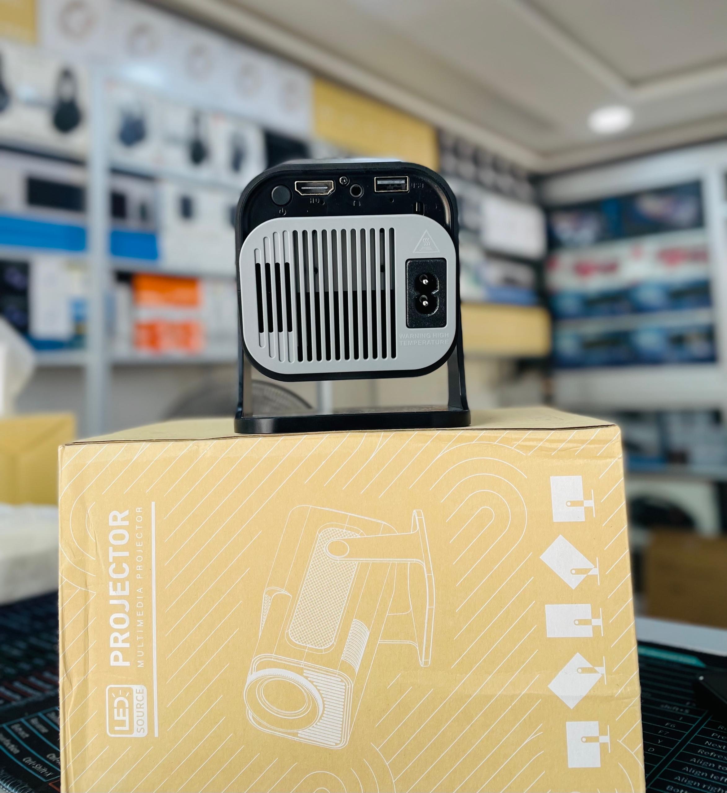 PROJECTEUR VIDÉO LED HY320 MINI ( Android 11 )