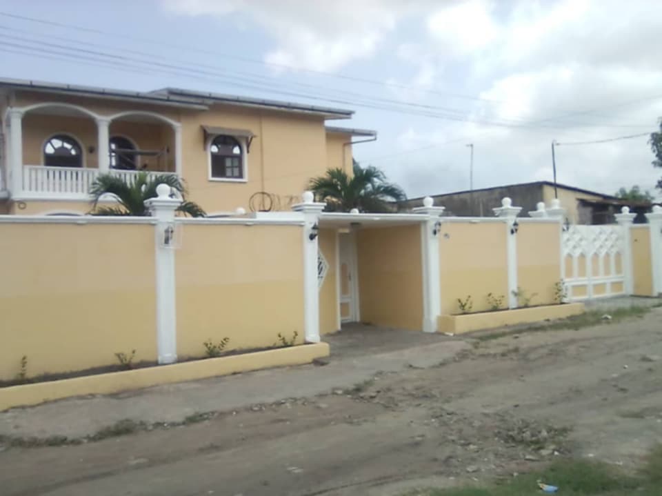 VILLA DE LUXE A VENDRE