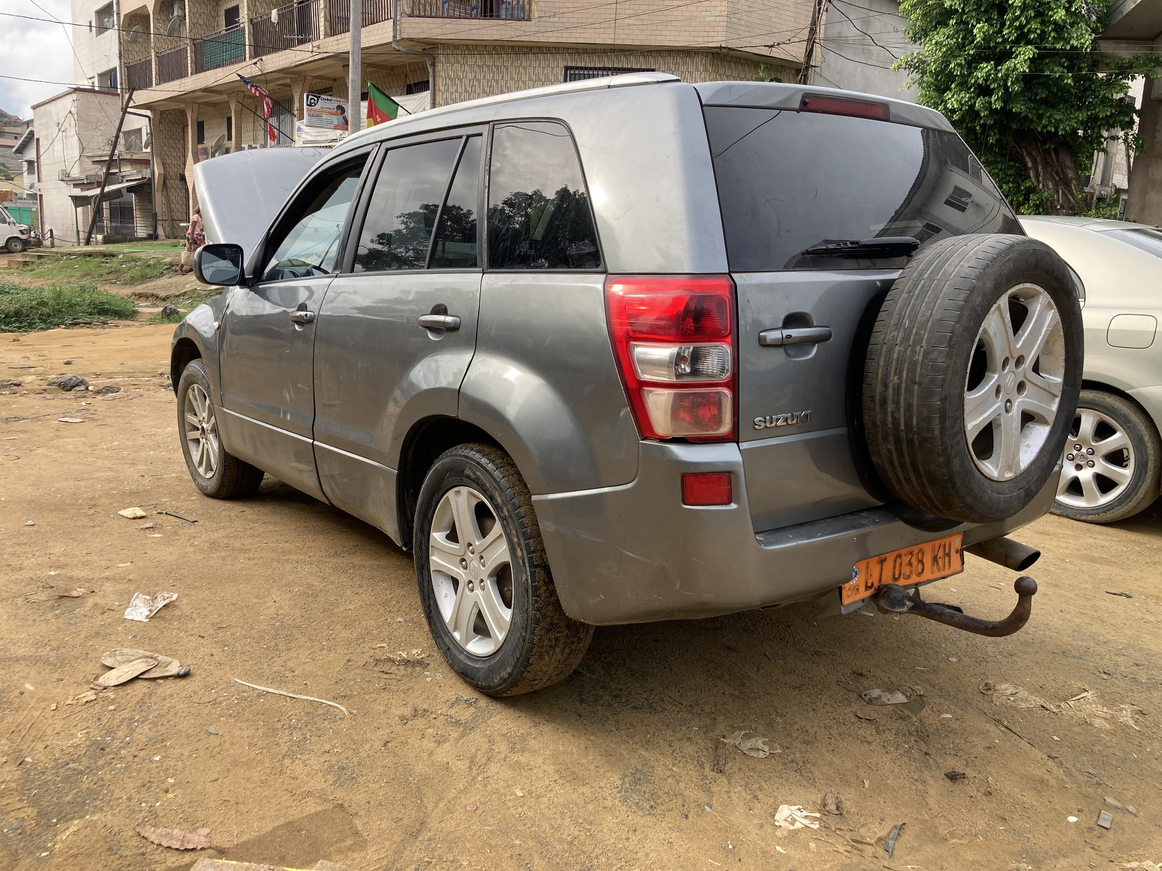 suziki vitara : 2.300.000frc le premier gagne