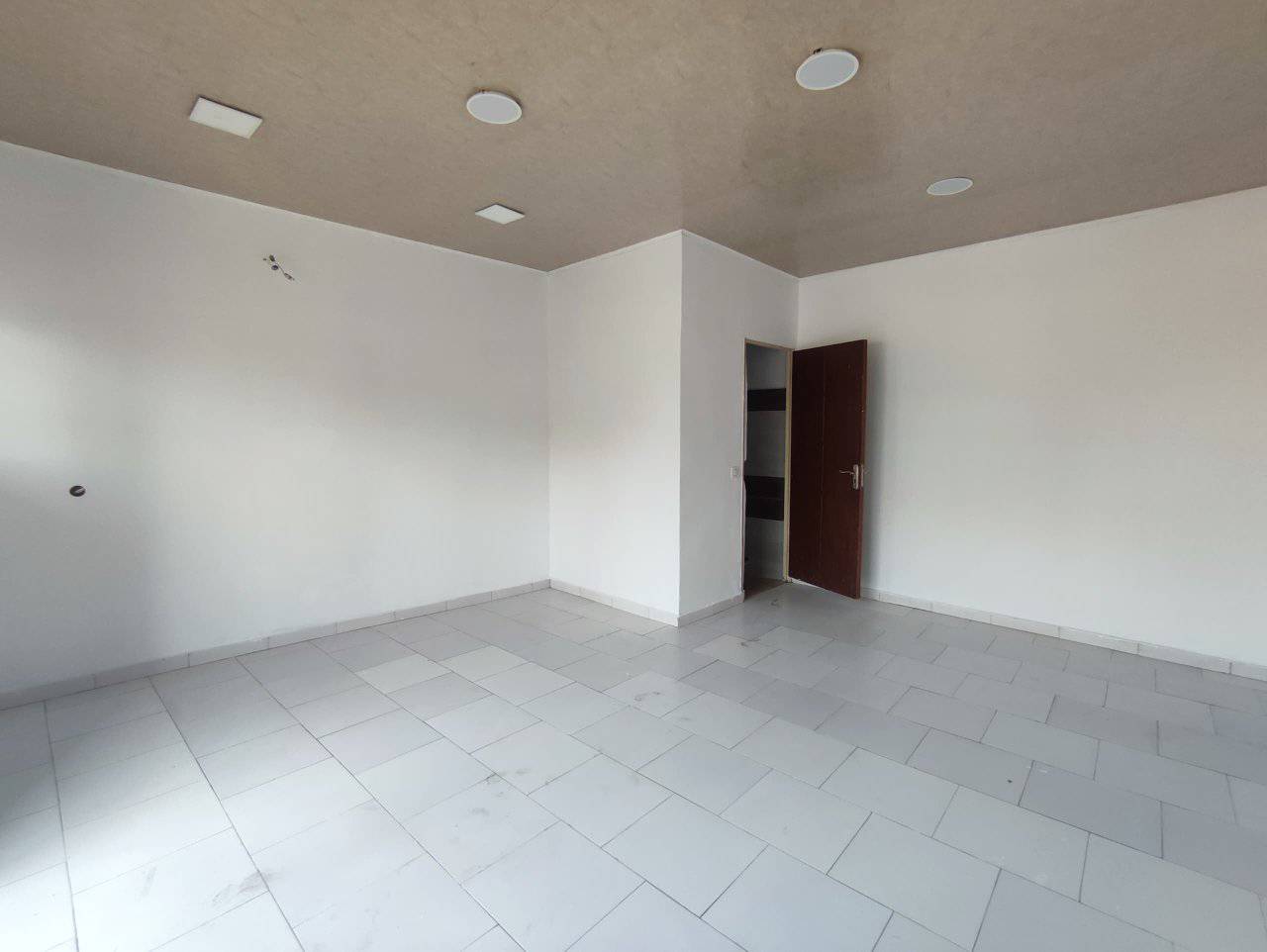 Location Cocody - Riviera 3 Sideci Bureau Commercial